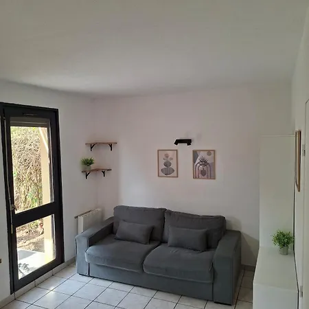 Avec Terrasse Et Jardin Privatif - Centre - Parking Gratuit *