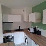Appartement Lumineux Avec Exterieur *