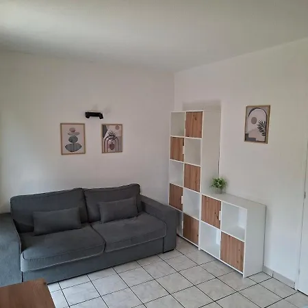 Avec Terrasse Et Jardin Privatif - Centre - Parking Gratuit Appartement Figeac